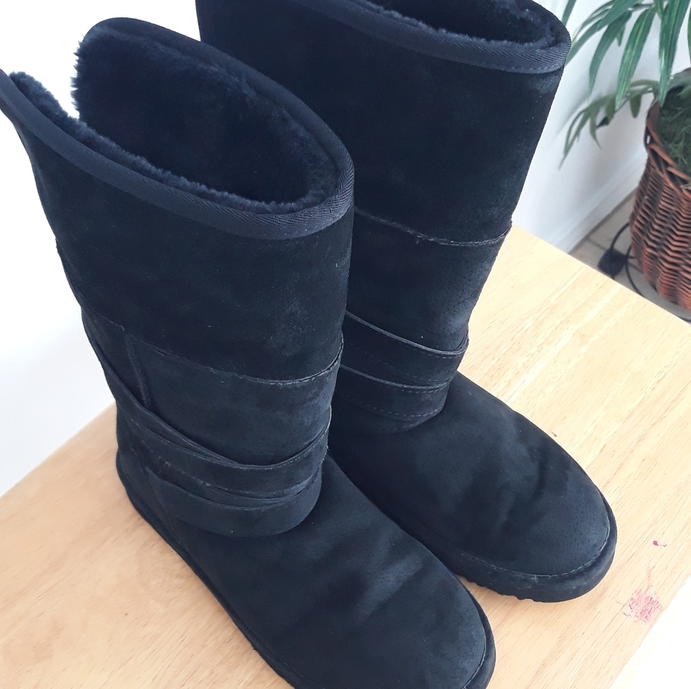 LAM BOOT WOMEN SIZE 7